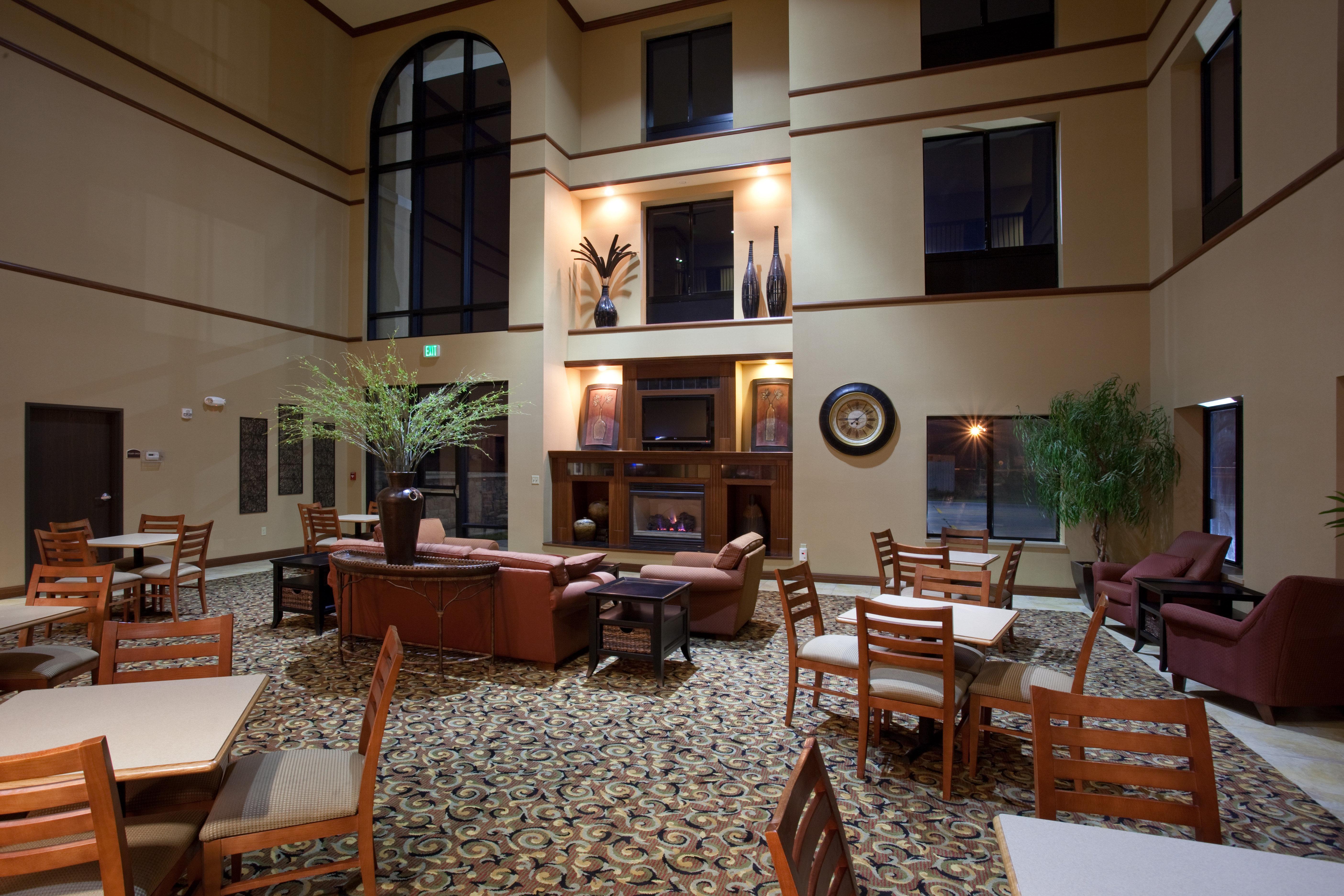 Comfort Inn & Suites Goodland Buitenkant foto