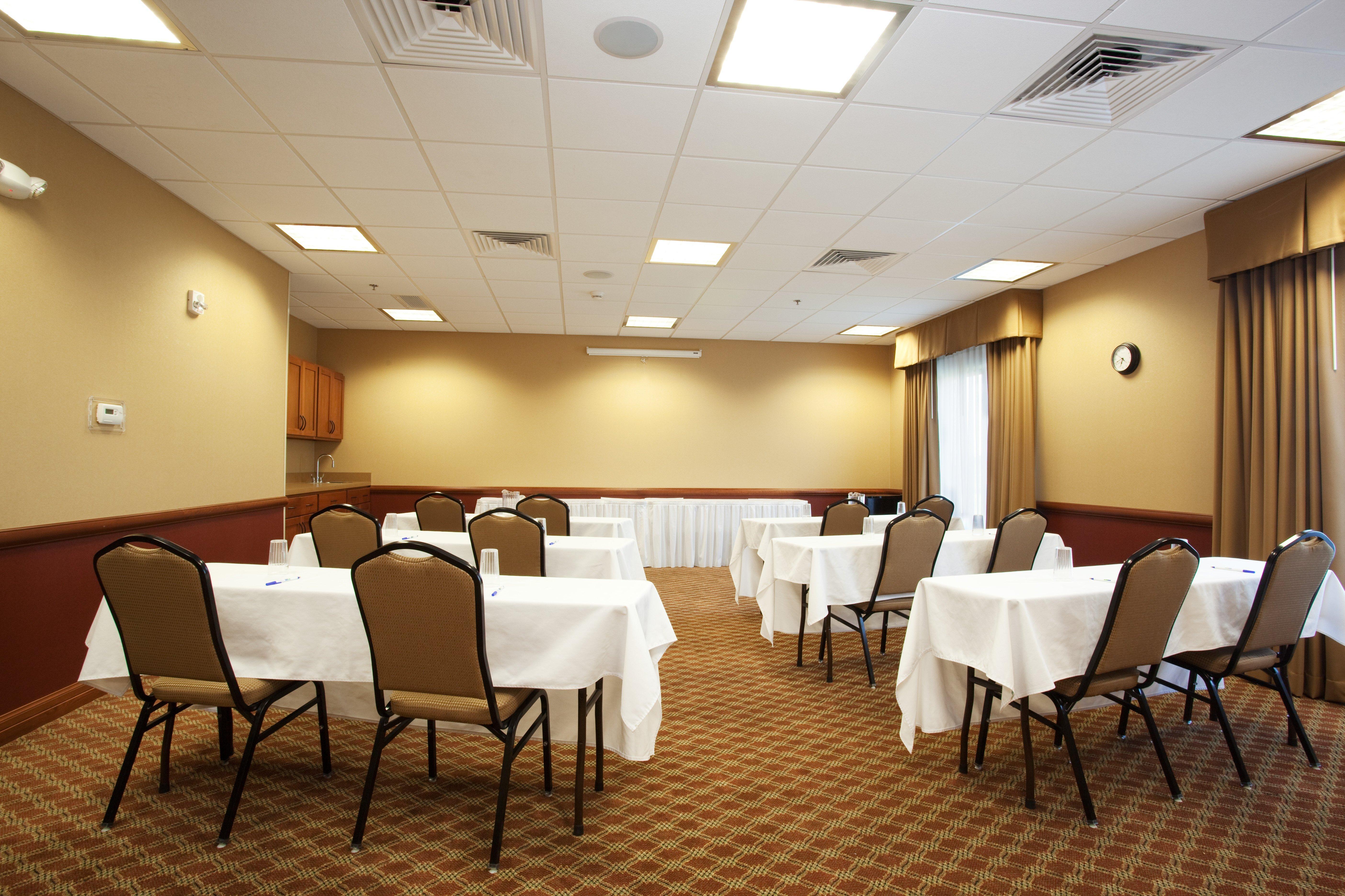Comfort Inn & Suites Goodland Buitenkant foto