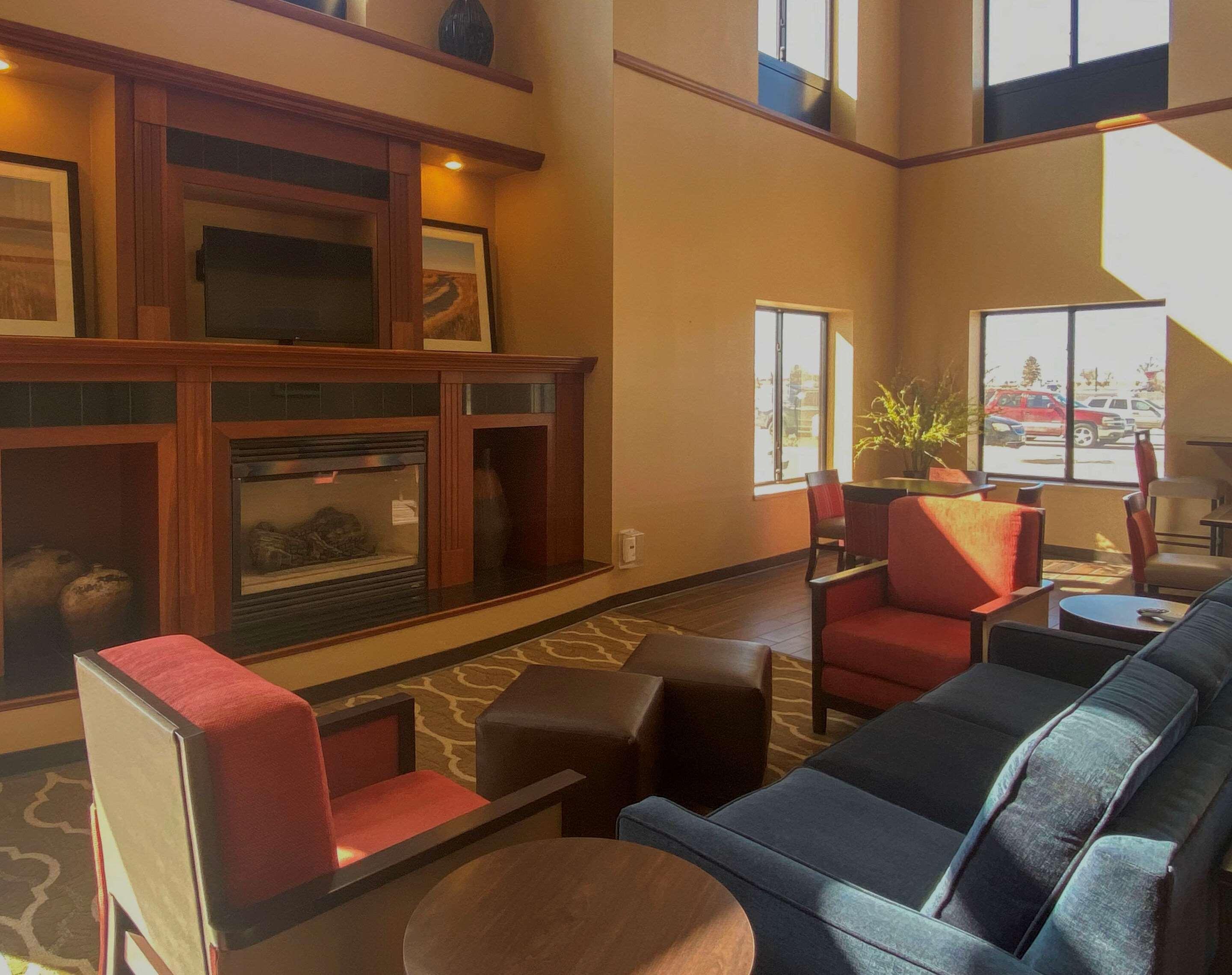 Comfort Inn & Suites Goodland Buitenkant foto